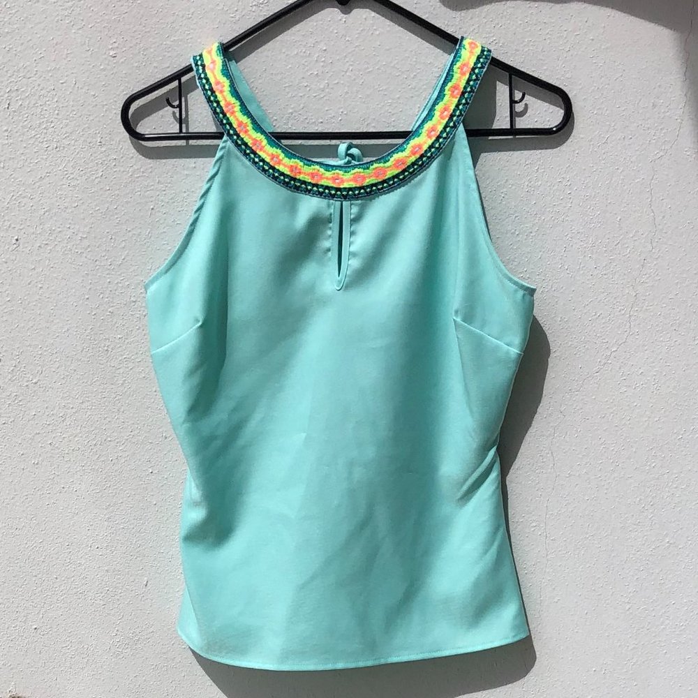 Women's Colorful Lulumari Blouse with Slit Back Detail  Size Medium